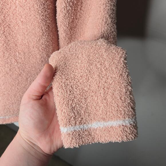 BAREFOOT DREAMS Crewneck Front Pocket Sherpa Sweater Light Pink Size Medium - Picture 11 of 15